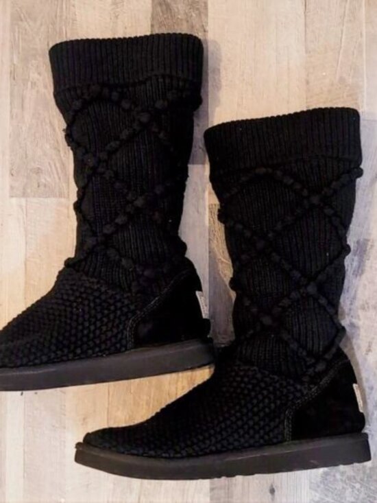 UGG Argyle Classic Knit Boots 8 - Picture 2 of 11